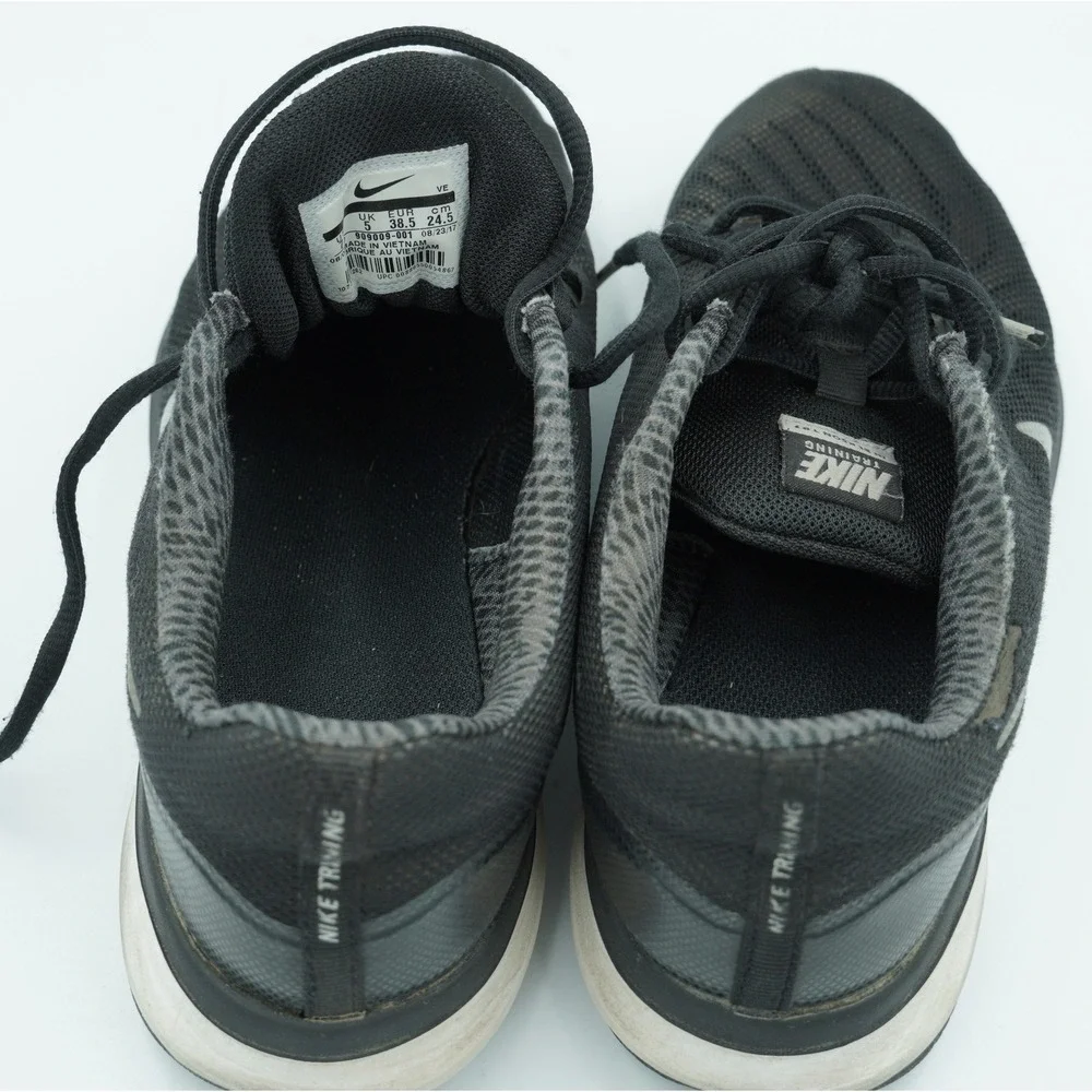 Nike In‎ Season TR 7 Womens 7.5 Black White Training Gym Sneakers 909009-001